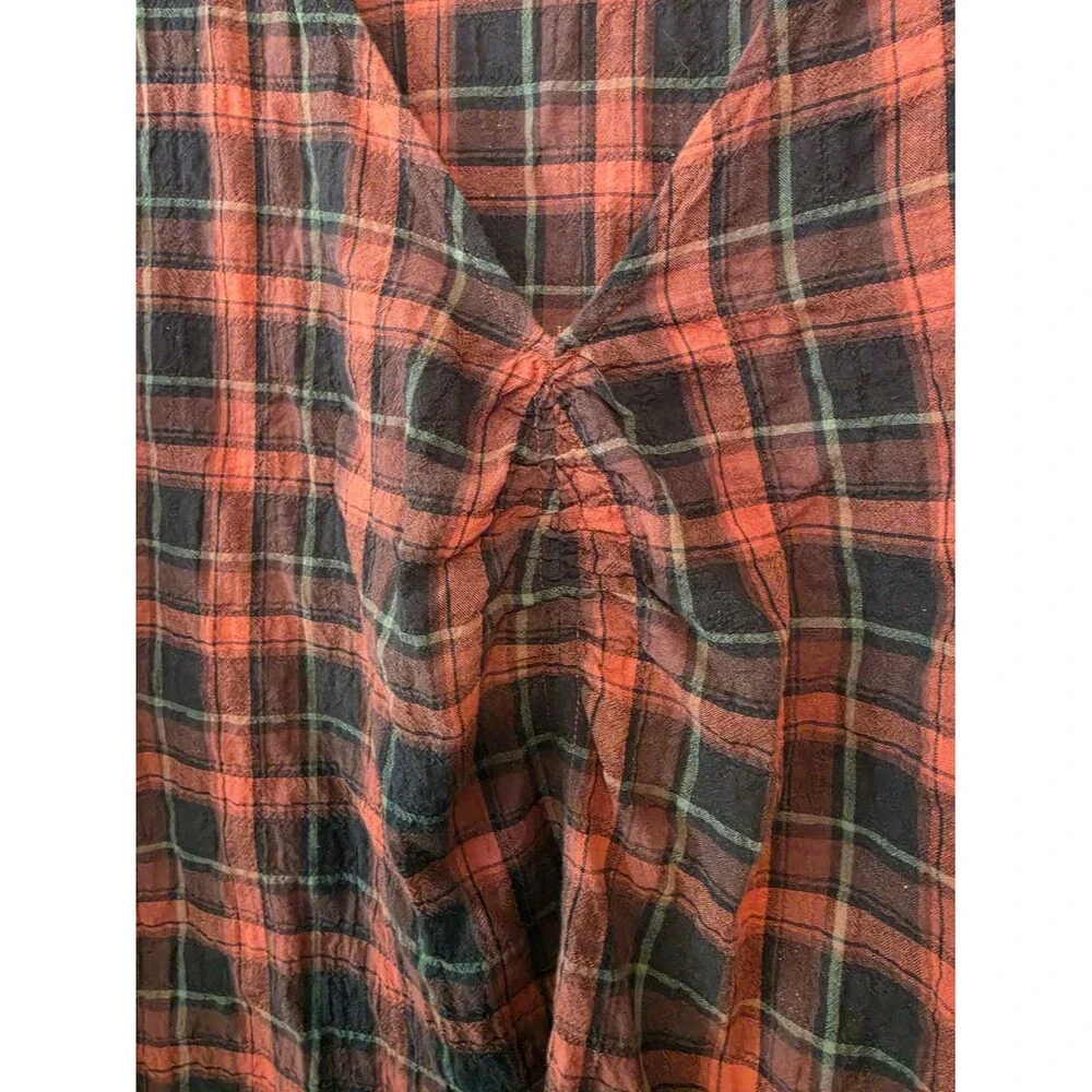 Madewell Gathered V-Neck Top in Plaid Size Medium